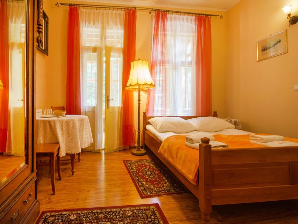 Willa Jagniątków Bed and Breakfast Exterior foto