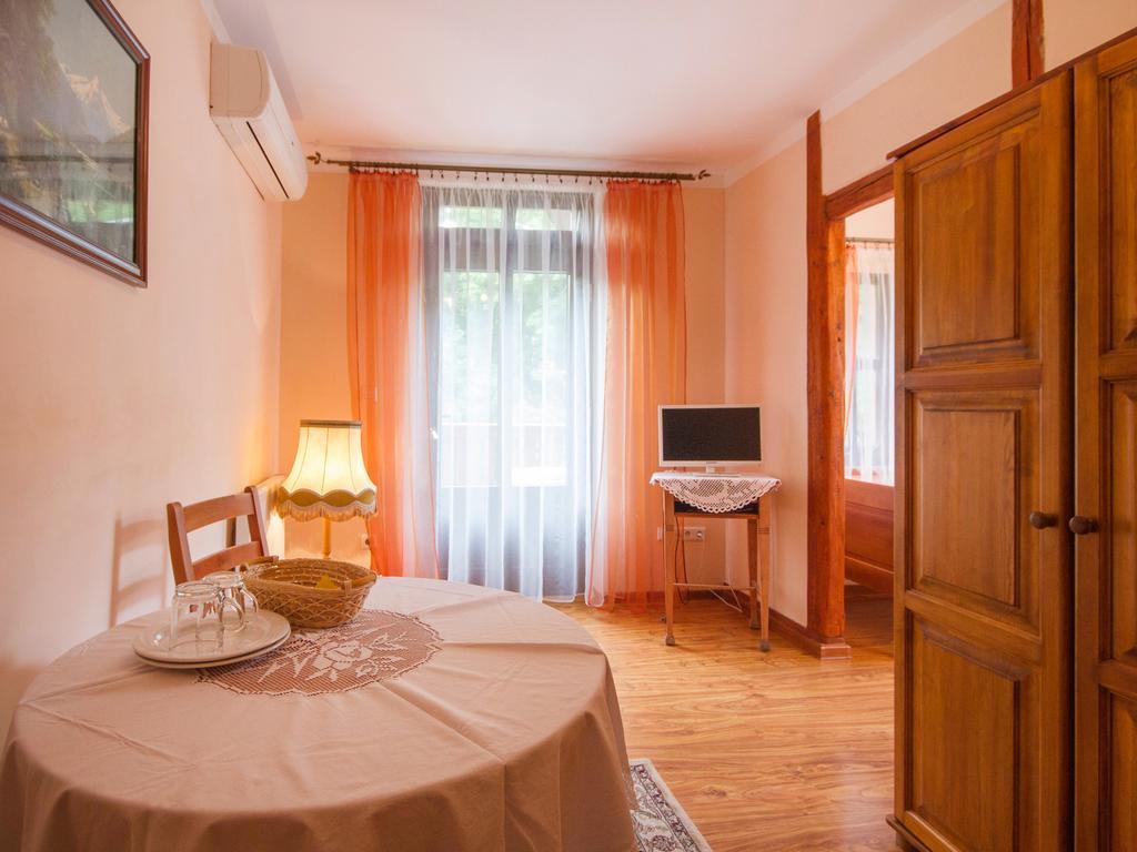 Willa Jagniątków Bed and Breakfast Exterior foto